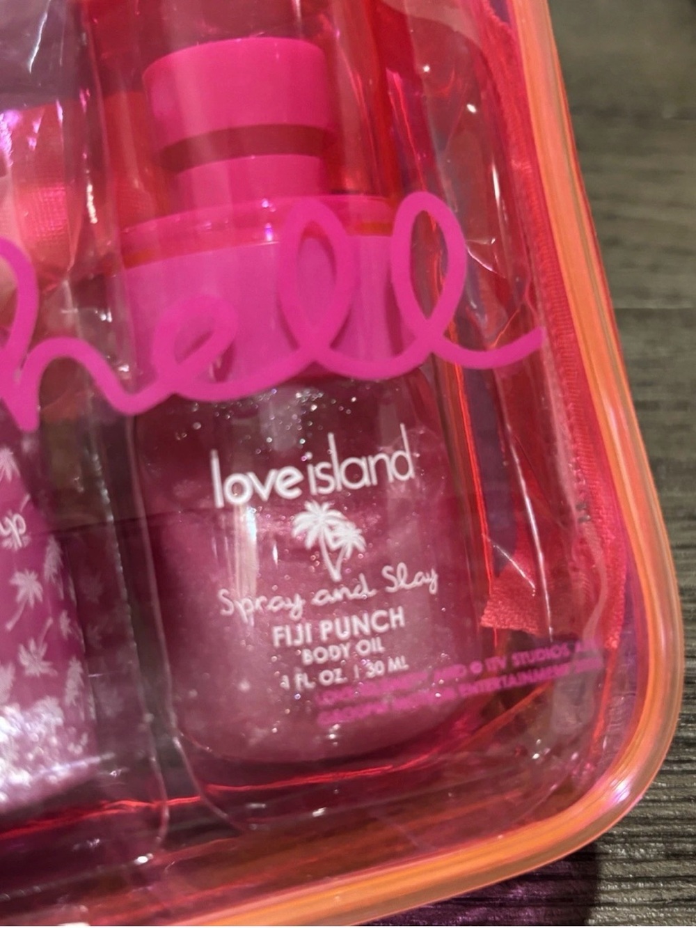 Love Island Bombshell Glow Set - Fiji Punch - Picture 7 of 7
